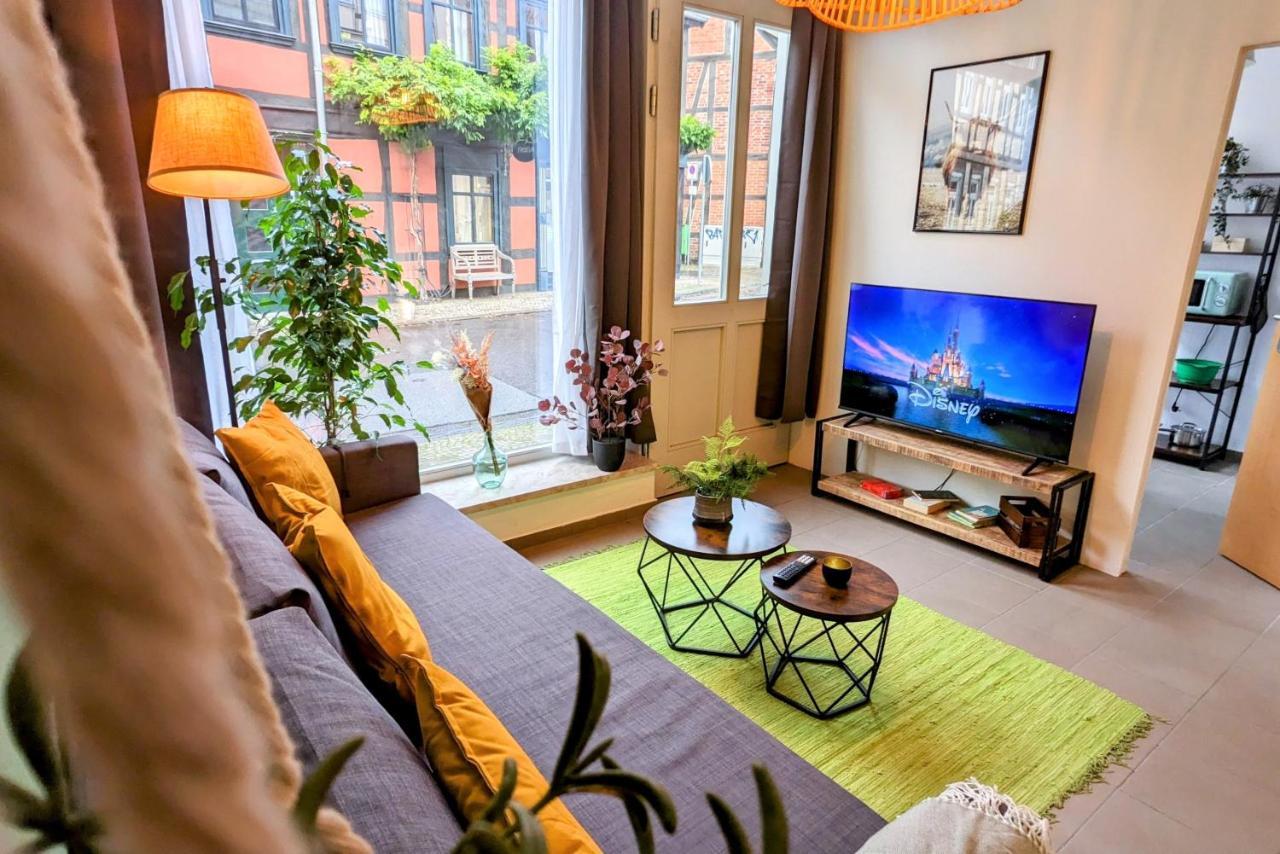 Uhlpartment - Im Herzen Von Salzwedel Bagian luar foto